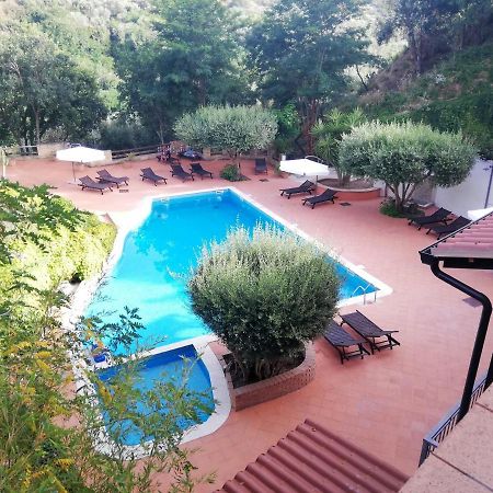 Residenza Mediterranea 赞布隆内 外观 照片