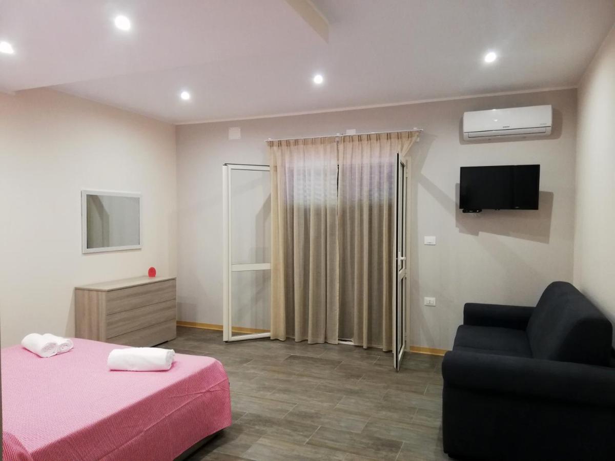 Residenza Mediterranea 赞布隆内 外观 照片