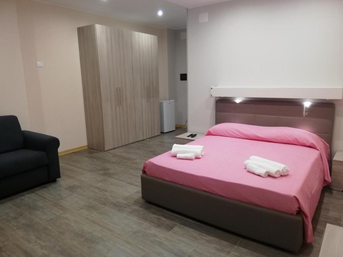 Residenza Mediterranea 赞布隆内 外观 照片