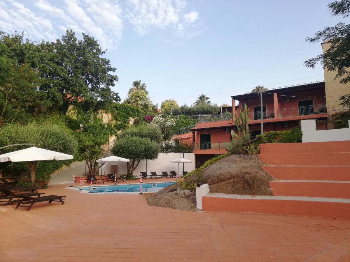 Residenza Mediterranea 赞布隆内 外观 照片