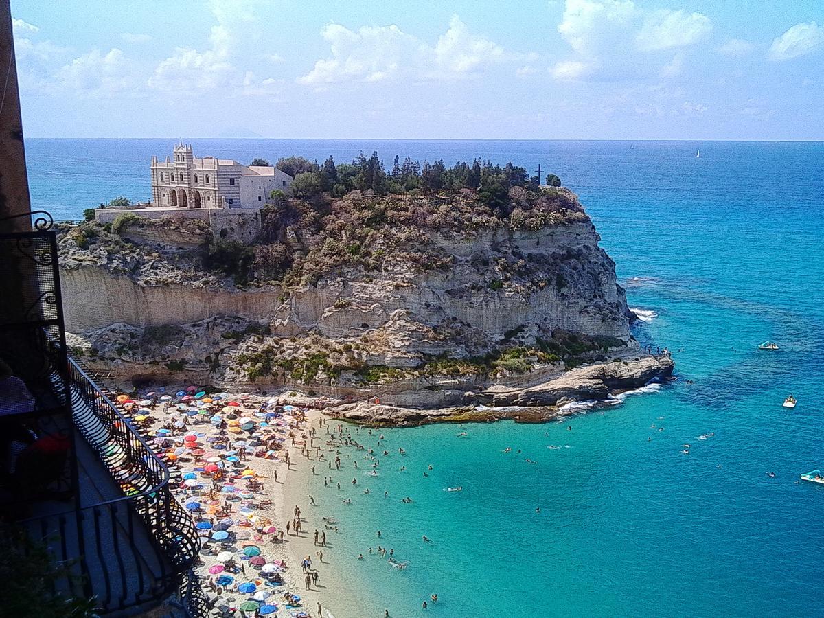 Residenza Mediterranea 赞布隆内 外观 照片