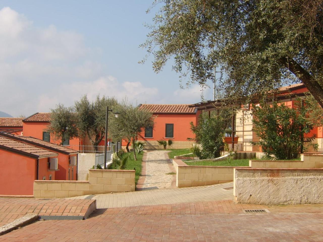 Residenza Mediterranea 赞布隆内 外观 照片