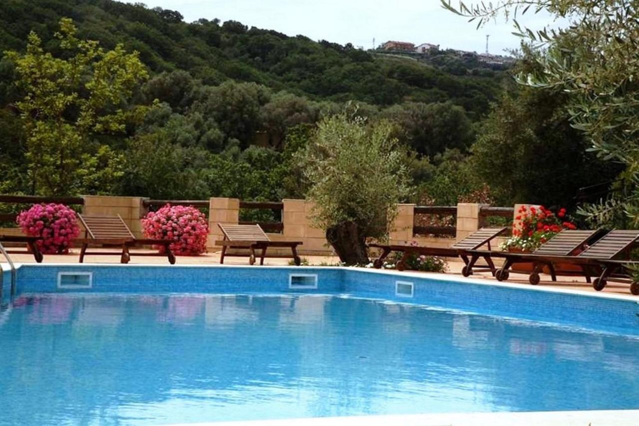 Residenza Mediterranea 赞布隆内 外观 照片